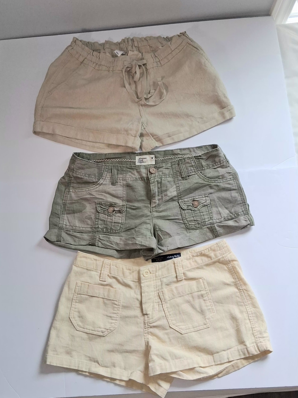 American Eagle + Abercrombie + Old Navy Women’s Casual Lot of 3 Shorts Set Sz 2